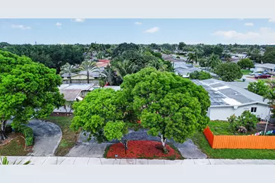 1411 NW 89th Avenue, Pembroke Pines, FL 33024 - Photo 47