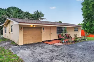 1411 NW 89th Ave, Pembroke Pines, FL 33024 - Photo 57