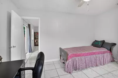 1411 NW 89th Avenue, Pembroke Pines, FL 33024 - Photo 27