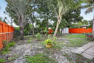 1411 NW 89th Ave, Pembroke Pines, FL 33024 - Photo 33