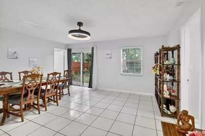 1411 NW 89th Avenue, Pembroke Pines, FL 33024 - Photo 11