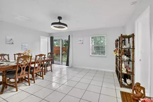 1411 NW 89th Ave, Pembroke Pines, FL 33024 - Photo 11
