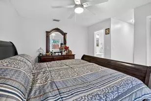1411 NW 89th Ave, Pembroke Pines, FL 33024 - Photo 17