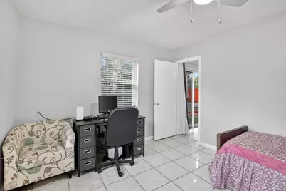 1411 NW 89th Avenue, Pembroke Pines, FL 33024 - Photo 31