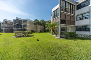 16401 Golf Club Rd, Weston, FL 33326 - Photo 65