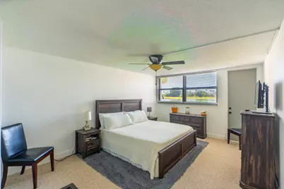 16401 Golf Club Road #113, Weston, FL 33326 - Photo 39