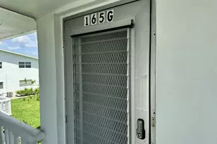 165 Coventry G, West Palm Beach, FL 33417 - Photo 9