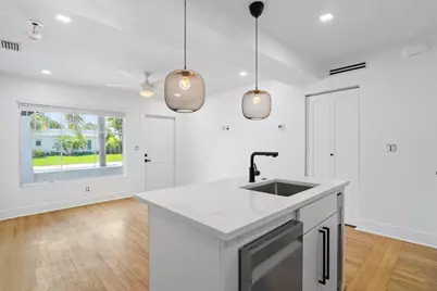 401 NE 2nd Avenue #2, Delray Beach, FL 33444 - Photo 1
