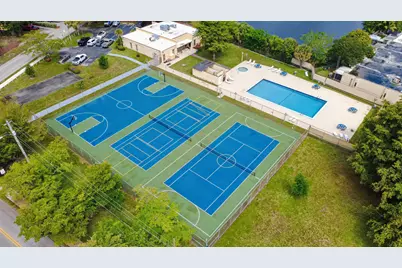 4357 NW 6 Avenue, Deerfield Beach, FL 33064 - Photo 13
