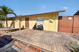 4357 NW 6th Ave, Deerfield Beach, FL 33064 - Photo 11