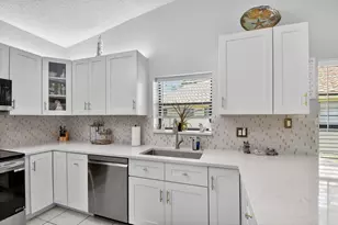 4810 Catamaran Cir, Boynton Beach, FL 33436 - Photo 19