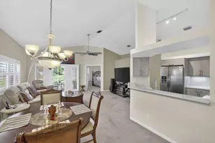 2097 Bonisle Cir, Riviera Beach, FL 33418 - Photo 9