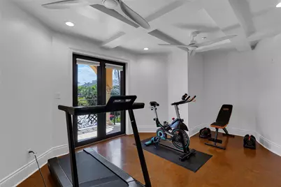 1011 Rhodes Villa Avenue, Delray Beach, FL 33483 - Photo 95