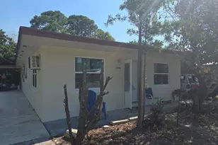 515 Palm Ave, Fort Pierce, FL 34982 - Photo 1