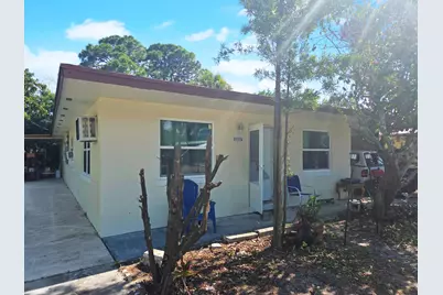 515 Palm Avenue #A&b, Fort Pierce, FL 34982 - Photo 1