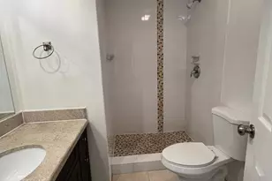 15821 E Wind Cir, Sunrise, FL 33326 - Photo 9