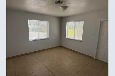 2820 Avenue S #12, Riviera Beach, FL 33404 - Photo 3