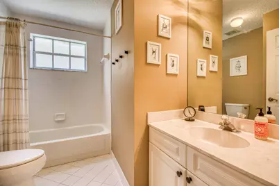 264 Canterbury Drive, Palm Beach Gardens, FL 33418 - Photo 29