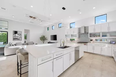 2702 NW 71st Boulevard, Boca Raton, FL 33496 - Photo 17