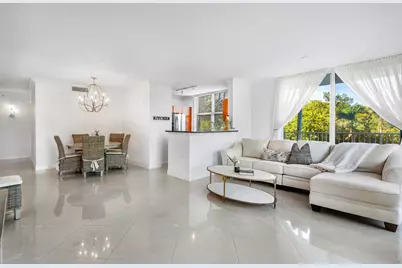 700 E Boynton Beach Boulevard #202, Boynton Beach, FL 33435 - Photo 3