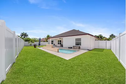 107 Sycamore Drive, Royal Palm Beach, FL 33411 - Photo 43