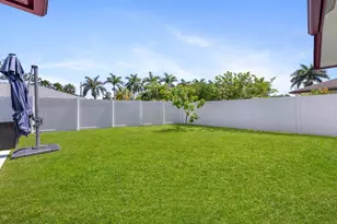 107 Sycamore Dr, Royal Palm Beach, FL 33411 - Photo 41