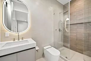 1009 B NE 3rd St, Fort Lauderdale, FL 33301 - Photo 23