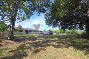 314 Dickson Dr, Fort Pierce, FL 34982 - Photo 13