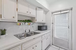 262 SE 9th Ave, Deerfield Beach, FL 33441 - Photo 39