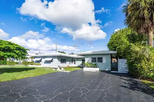 262 SE 9th Ave, Deerfield Beach, FL 33441 - Photo 1