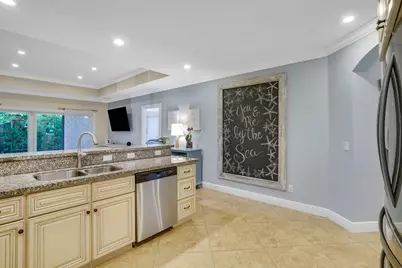 715 SW 25th Place, Boynton Beach, FL 33435 - Photo 13