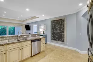 715 SW 25th Pl, Boynton Beach, FL 33435 - Photo 13