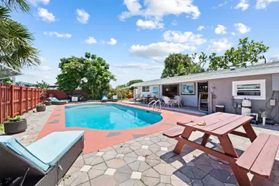 2300 NE 12th Avenue, Pompano Beach, FL 33064 - Photo 21