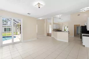 2381 SW Indigo Ln, Port Saint Lucie, FL 34953 - Photo 9
