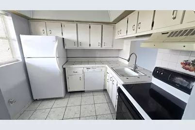 2800 NW 56th Avenue #G406, Lauderhill, FL 33313 - Photo 7