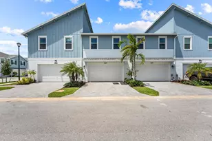 16417 Mirabell Mnr Ln, The Acreage, FL 33470 - Photo 29