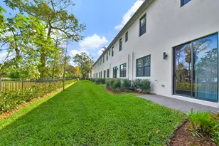 4074 Highland Oaks Dr, Pompano Beach, FL 33069 - Photo 21