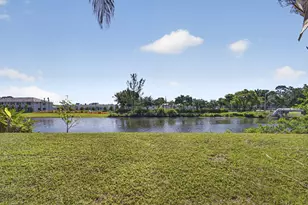 1104 Oakwater Dr, Royal Palm Beach, FL 33411 - Photo 19