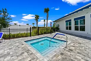 1332 SE Willow Oaks St, Port Saint Lucie, FL 34984 - Photo 33