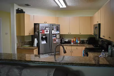 1043 Imperial Lake Road, West Palm Beach, FL 33413 - Photo 5