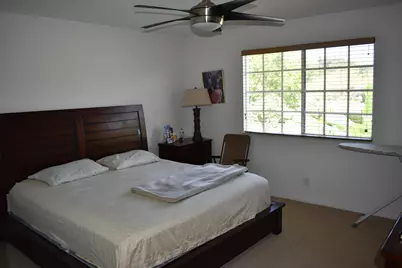 1043 Imperial Lake Road, West Palm Beach, FL 33413 - Photo 13