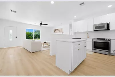 310 NW 4th Avenue, Deerfield Beach, FL 33441 - Photo 11