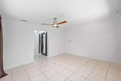 816 NW 66th Avenue, Plantation, FL 33317 - Photo 23