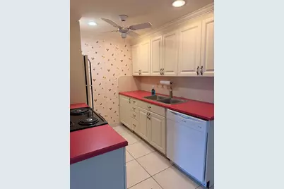 4074 Cornwall D, Boca Raton, FL 33434 - Photo 5