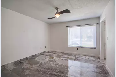 815 W Boynton Beach Boulevard #11-103, Boynton Beach, FL 33426 - Photo 11