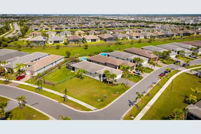 11905 SW Seaway Street, Port Saint Lucie, FL 34987 - Photo 17