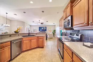 743 SW McCoy Ave, Port Saint Lucie, FL 34953 - Photo 9
