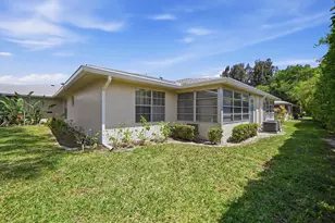 788 Nantucket Cir, Greenacres, FL 33467 - Photo 11