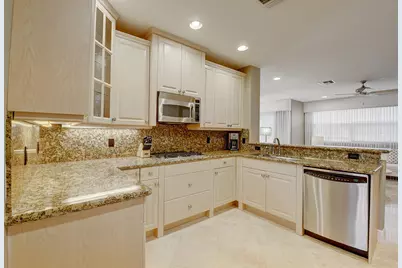 5645 NE Trieste Way, Boca Raton, FL 33487 - Photo 13