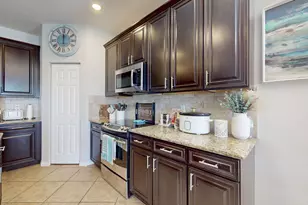 10551 Longleaf Ln, Wellington, FL 33414 - Photo 13